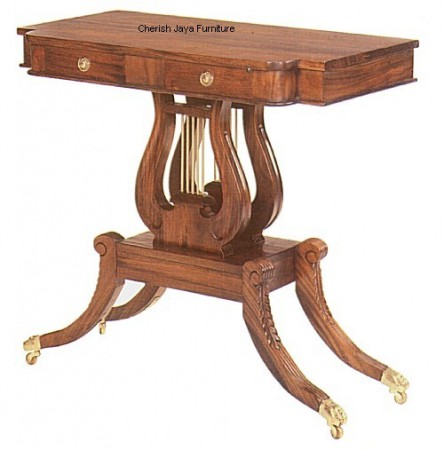 U kan hier een omschrijving invoerenCode: WLL 138-M Name: Hall Table Size: W=112 x D=35 x H=75 cm Wood: Solid Mahogany wood.﻿